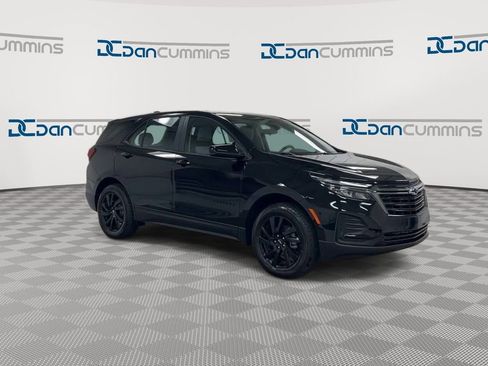 Used 2024 Chevrolet Equinox LS w/ Midnight Edition image 2