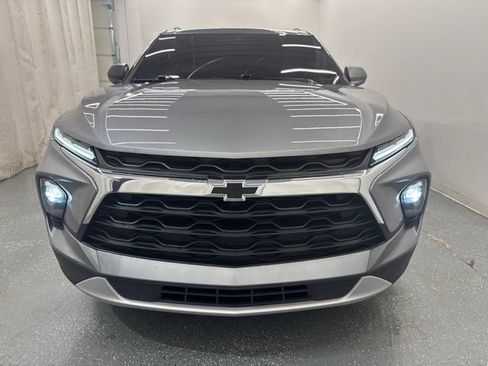 Used 2023 Chevrolet Blazer LT w/ Convenience Package FWD image 4