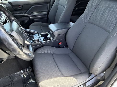 Certified 2025 Toyota 4Runner SR5 AWD/4WD image 28