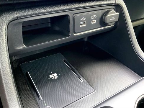 Used 2024 Honda Pilot Elite image 34