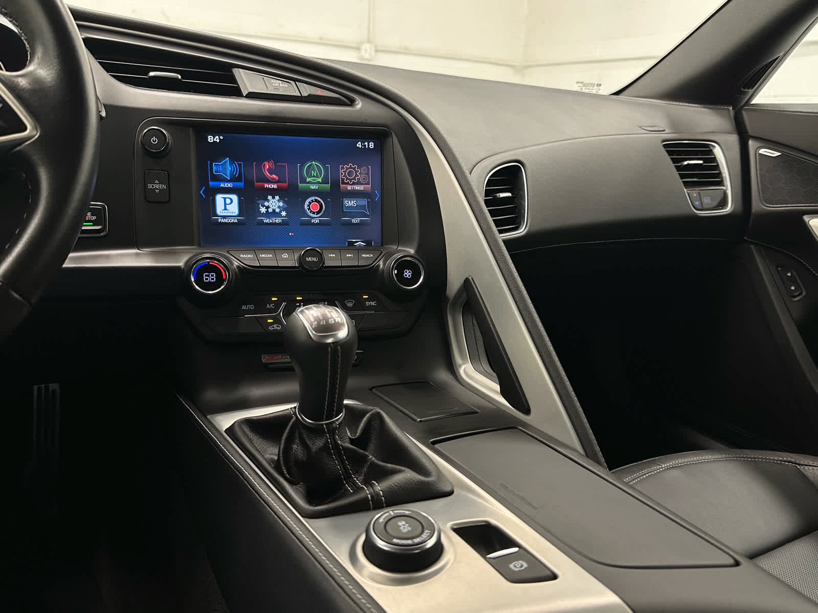 Used 2015 Chevrolet Corvette Z06 RWD image 22