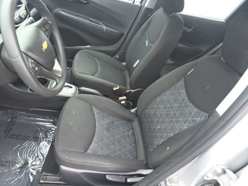 Used 2022 Chevrolet Spark LT image 21