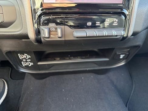 New 2026 RAM 2500 Tradesman AWD/4WD image 37