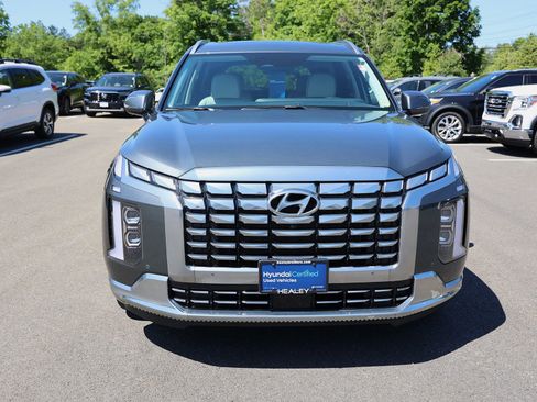 Used 2024 Hyundai Palisade Calligraphy AWD/4WD image 2
