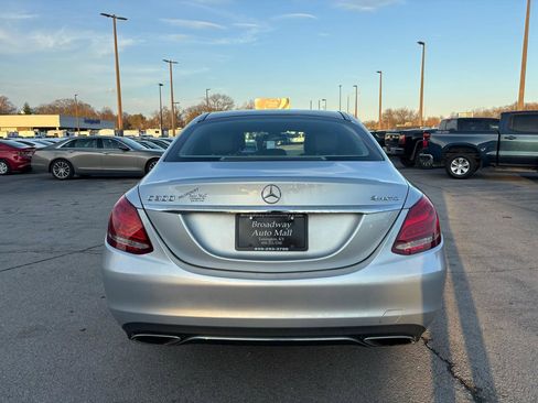 Used 2015 Mercedes-Benz C 300 4MATIC Sedan image 4