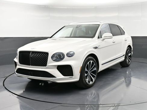 Certified 2024 Bentley Bentayga Plug-In Hybrid image 6