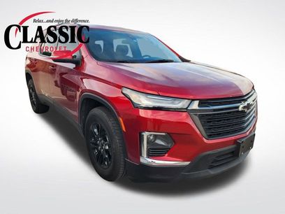 Used 2023 Chevrolet Traverse LT