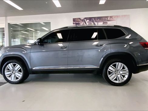 Used 2018 Volkswagen Atlas SEL Premium AWD/4WD image 3