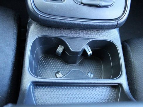 Used 2025 Honda CR-V LX image 37