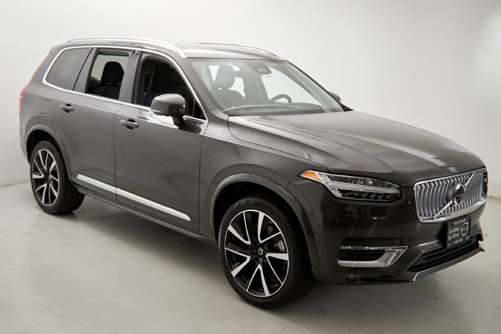 Certified 2024 Volvo XC90 B6 Plus w/ Protection Package Premier AWD/4WD image 4