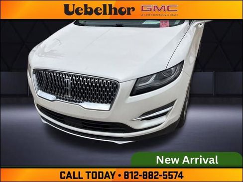 Used 2019 Lincoln MKC Select w/ Select Plus Package FWD image 11
