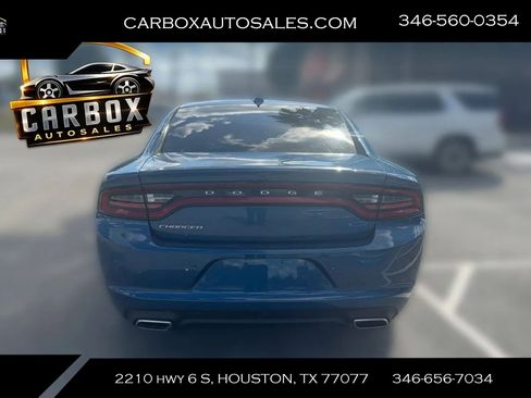 Used 2023 Dodge Charger SXT image 4