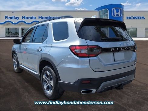 New 2026 Honda Pilot EX-L image 3