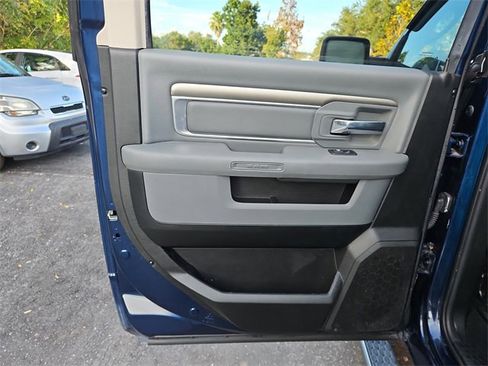 Used 2019 RAM 1500 Big Horn image 13