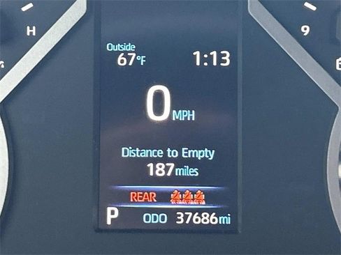 Used 2022 Toyota Tundra SR5 w/ SR5 Convenience Package image 30