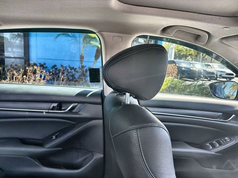 Used 2021 Honda Accord EX image 16