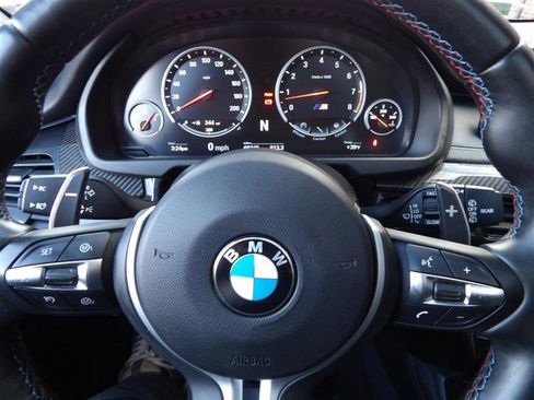 Used 2016 BMW X5 M image 29