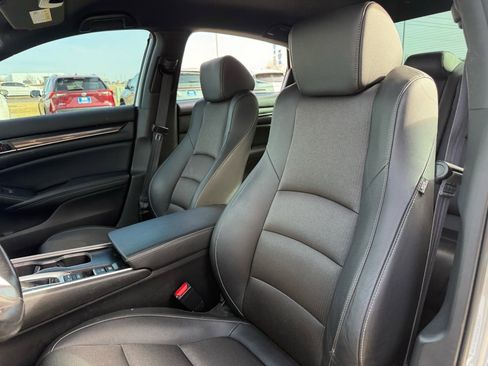 Used 2022 Honda Accord Sport image 10