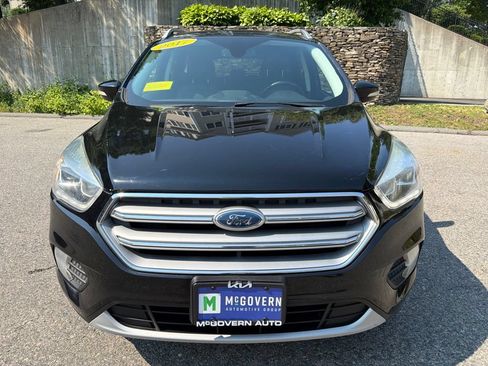 Used 2017 Ford Escape Titanium FWD image 9