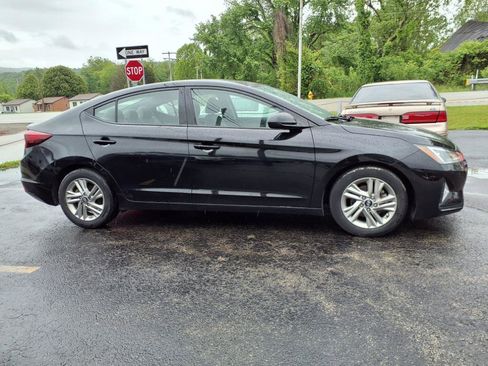 Used 2019 Hyundai Elantra Value Edition w/ Cargo Package image 2