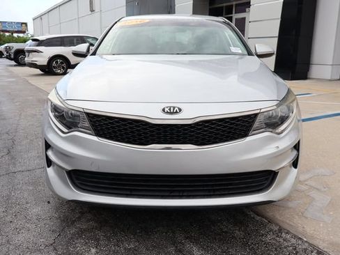 Used 2016 Kia Optima LX FWD image 2