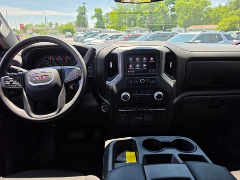 Certified 2023 GMC Sierra 1500 Pro w/ Pro Value Package AWD/4WD image 10