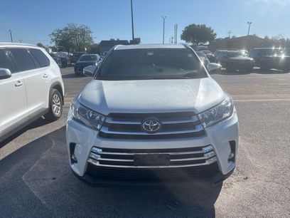 Used 2019 Toyota Highlander Limited