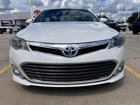 Used 2013 Toyota Avalon XLE Touring FWD image 9