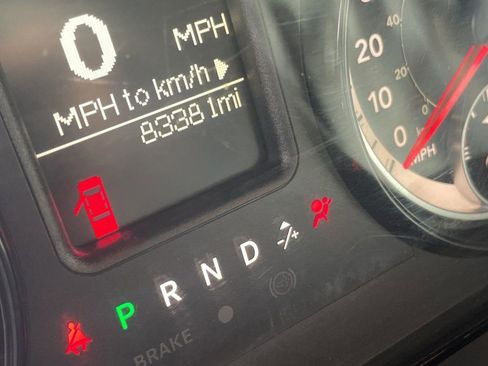 Used 2017 RAM 1500 Express image 11