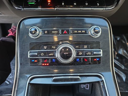 Used 2023 Lincoln Nautilus Reserve w/ Cargo Utility Package image 20