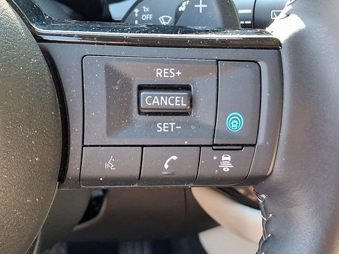 Used 2025 Nissan Pathfinder SL w/ SL Premium Package AWD/4WD image 22