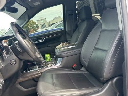 Used 2022 Chevrolet Silverado 1500 LTZ w/ LTZ Premium Package image 14