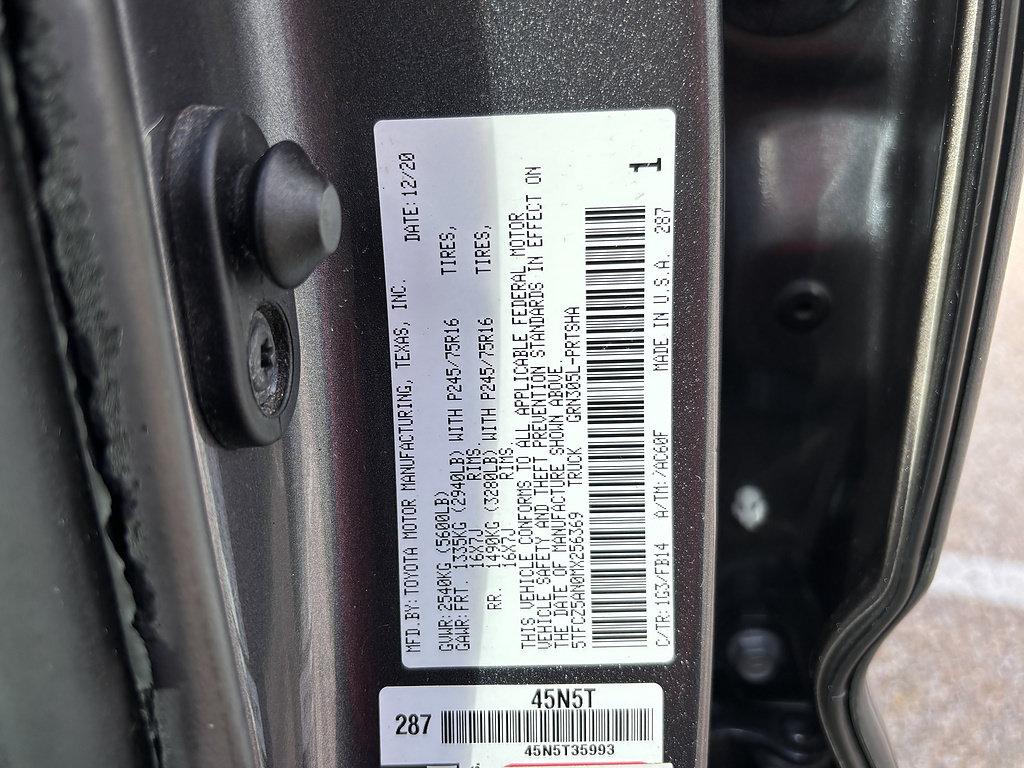 Used 2021 Toyota Tacoma SR AWD/4WD image 24