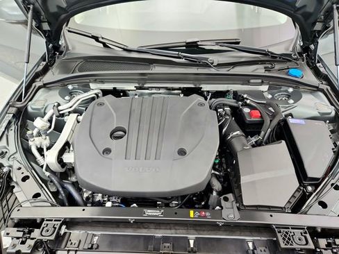 New 2026 Volvo V60 B5 Cross Country Plus w/ Climate Package image 28