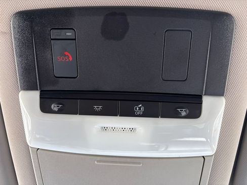 Used 2025 Nissan Rogue SV AWD/4WD image 28