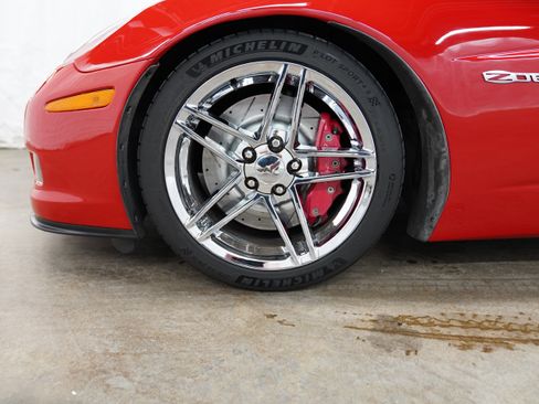 Used 2008 Chevrolet Corvette Z06 w/ Preferred Equipment Group image 12