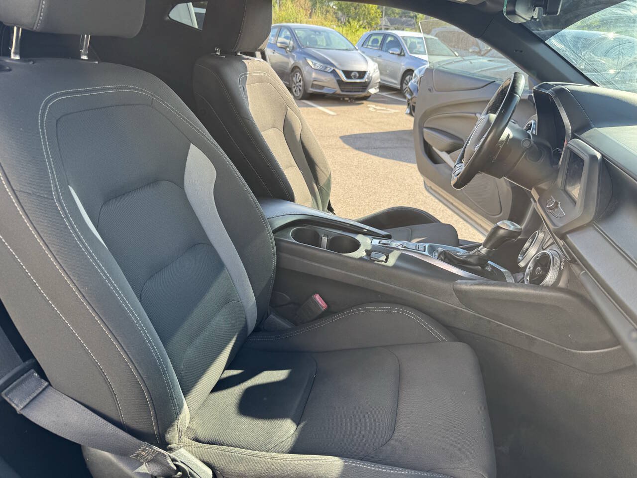 Used 2020 Chevrolet Camaro LT RWD image 13