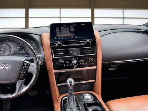 Used 2023 INFINITI QX80 Sensory w/ Cargo Package image 6