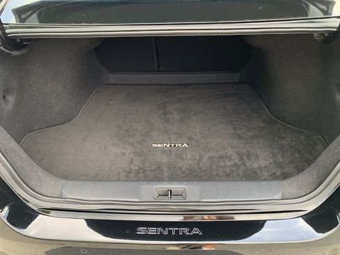 Used 2024 Nissan Sentra SR w/ SR Premium Package FWD image 28