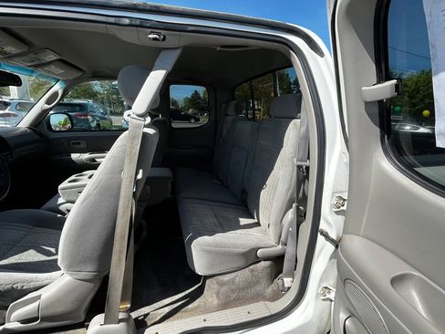 Used 2003 Toyota Tundra SR5 image 11