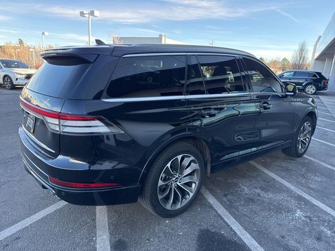 Used 2023 Lincoln Aviator Grand Touring w/ Equipment Group 301A image 4