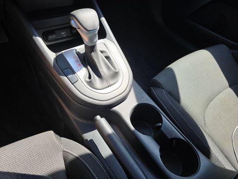 Used 2023 Kia Forte LXS FWD image 22