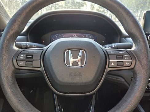 Used 2023 Honda Accord EX image 20