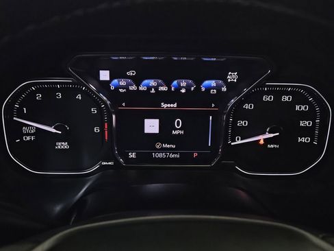 Used 2021 GMC Yukon AT4 w/ AT4 Premium Plus Package AWD/4WD image 13
