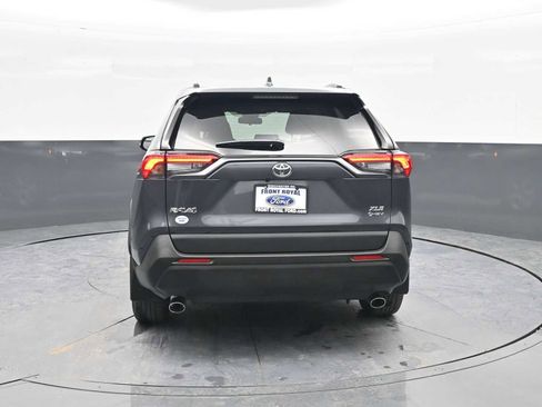 Used 2025 Toyota RAV4 XLE image 6