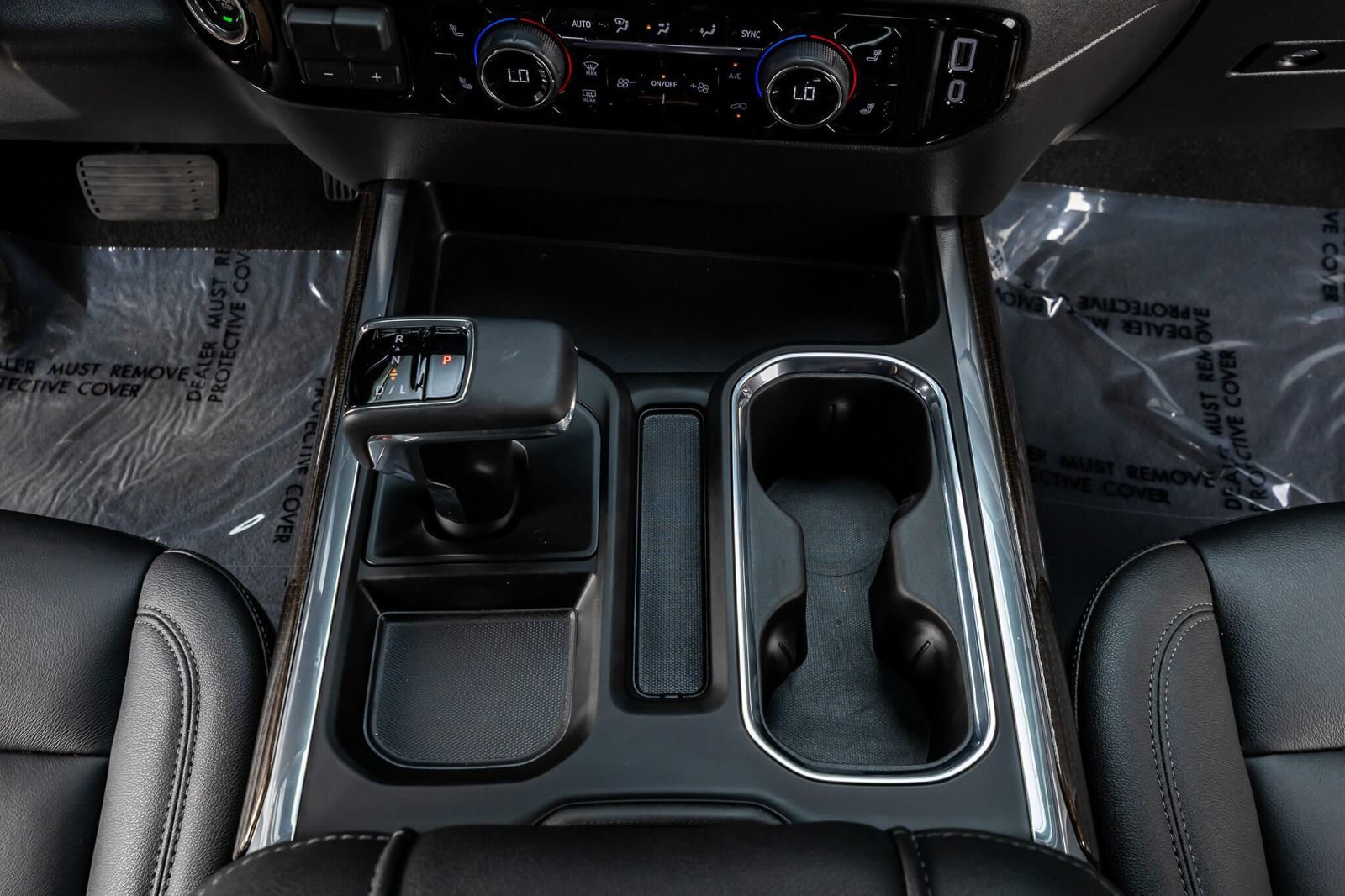 Used 2026 Chevrolet Silverado 1500 LT Trail Boss w/ LT Trail Boss Premium Package AWD/4WD image 27