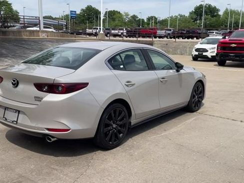 Used 2024 MAZDA MAZDA3 s FWD image 8