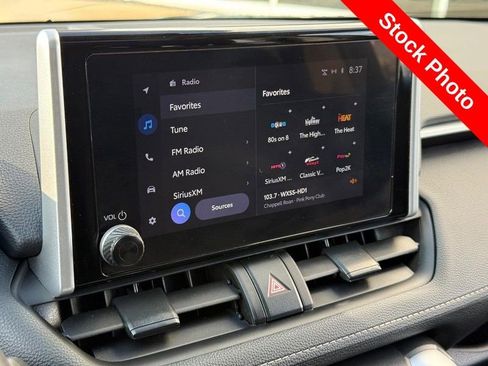 Used 2025 Toyota RAV4 XLE w/ Convenience Package image 23