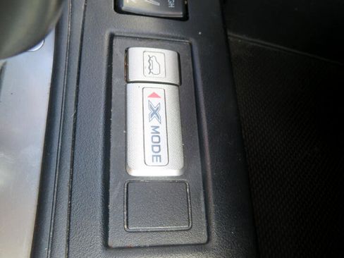 Used 2018 Subaru Forester 2.5i Premium w/ All-Weather Package image 16