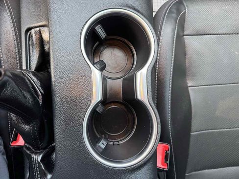 Used 2019 Ford Mustang Premium RWD image 18